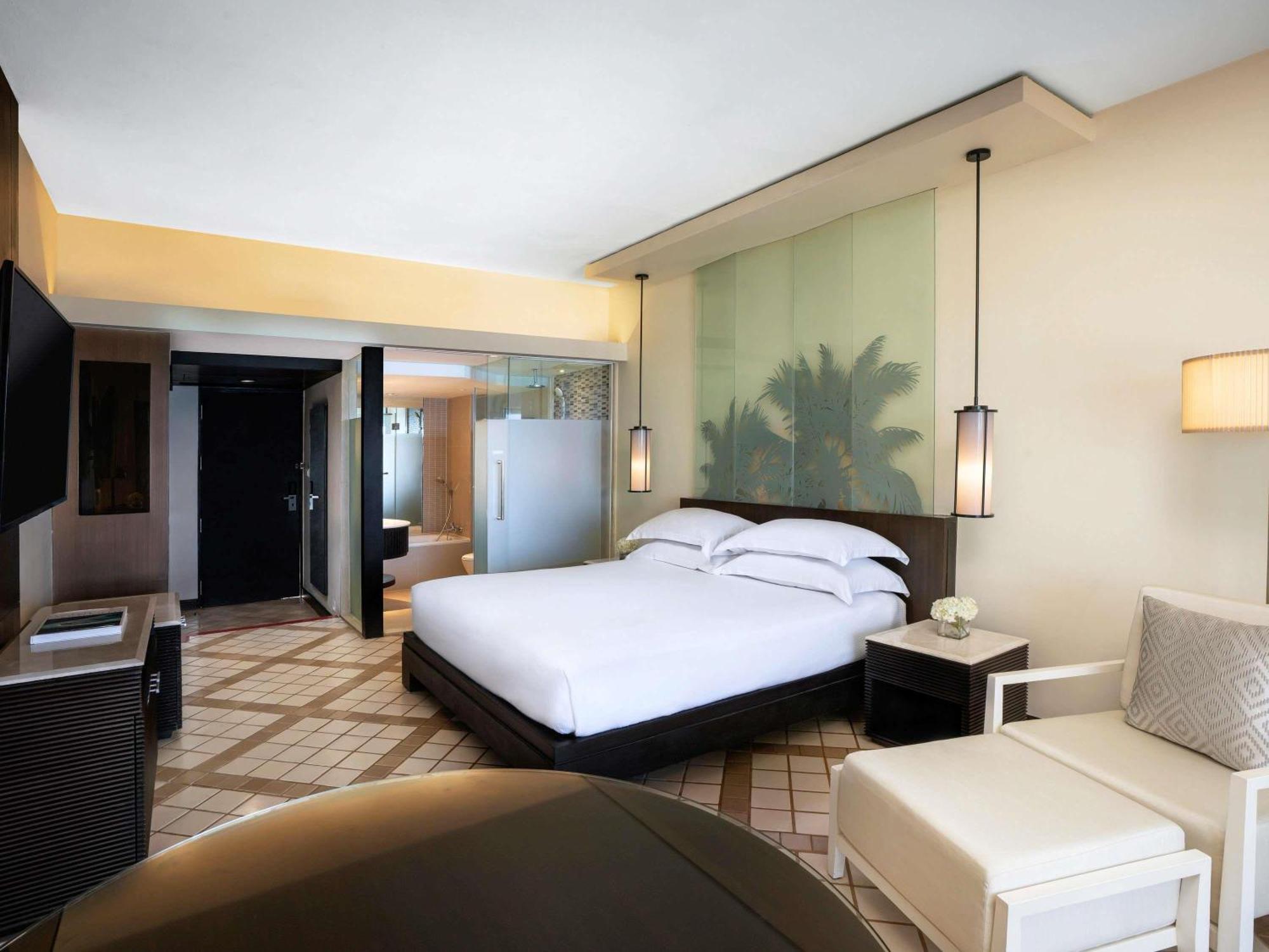 Pullman Phuket Karon Beach Resort Esterno foto